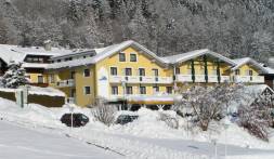 Hotel Sonnenhügel****